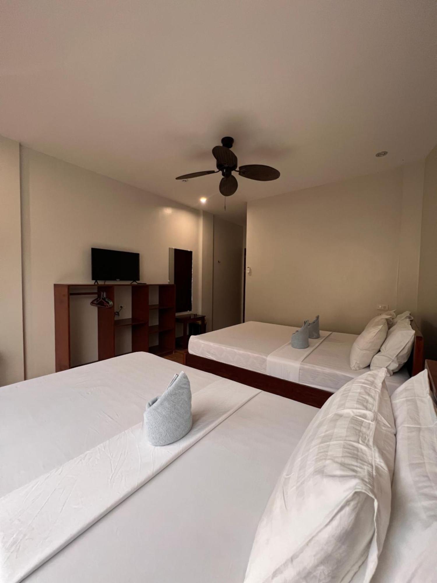 โรซานนา เพนชั่น Hotel เอลนิโด ภายนอก รูปภาพ