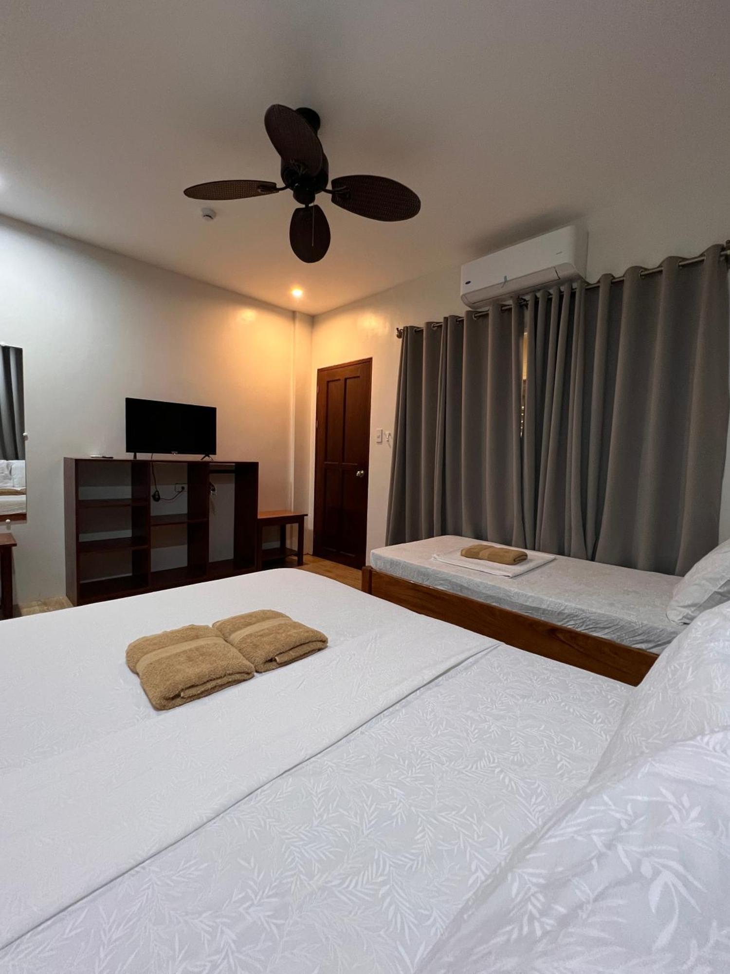 โรซานนา เพนชั่น Hotel เอลนิโด ภายนอก รูปภาพ
