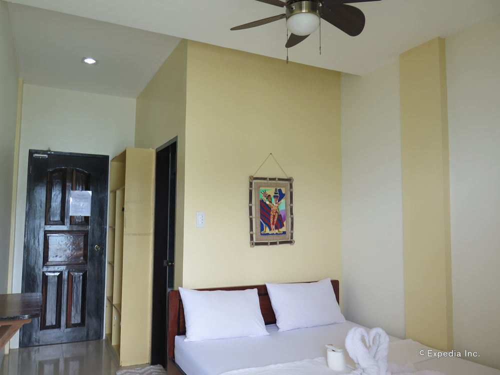 โรซานนา เพนชั่น Hotel เอลนิโด ภายนอก รูปภาพ