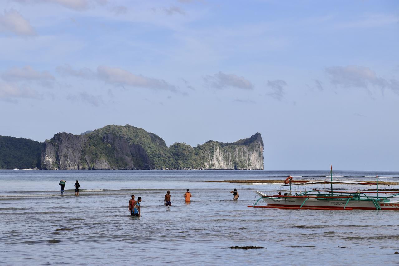 โรซานนา เพนชั่น Hotel เอลนิโด ภายนอก รูปภาพ