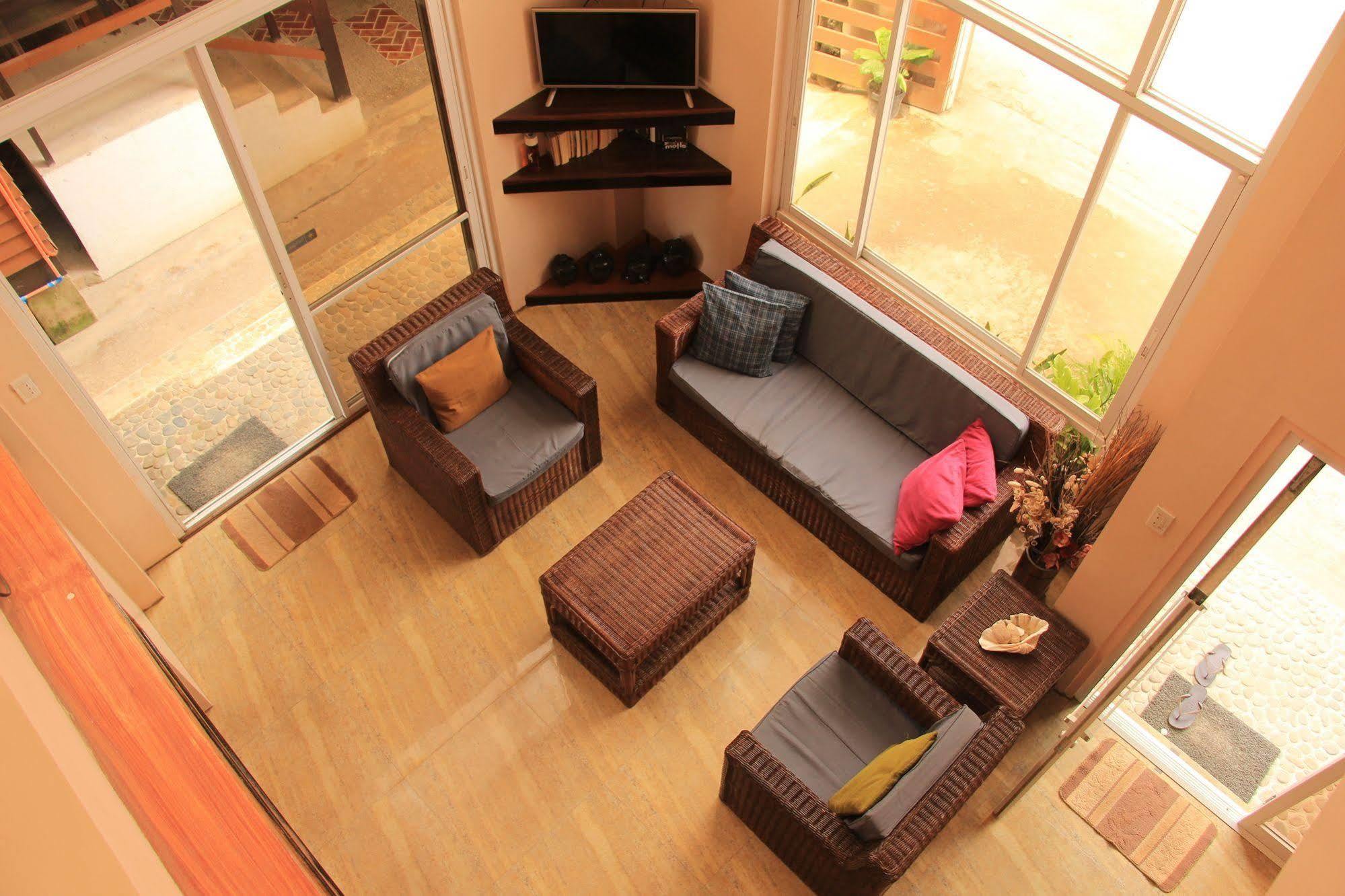 โรซานนา เพนชั่น Hotel เอลนิโด ภายนอก รูปภาพ